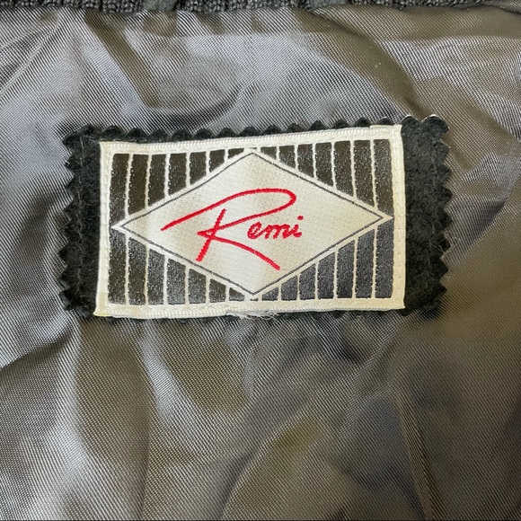 Remi Suede Jacket - Picture 3 of 6